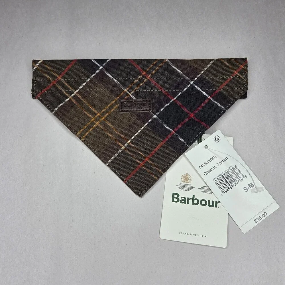 NWT/NWOT Barbour Classic Tartan Dog Bandana Velcro Attach